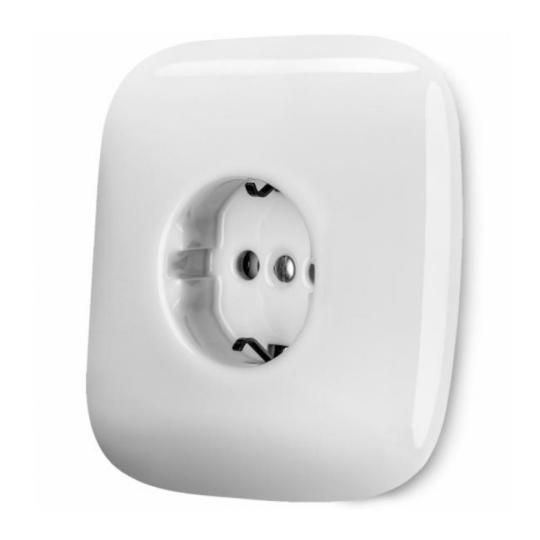 stvorcova keramika zasuvka konektor porcelanova retro staromodna biela dizajn kuchyna obyvacka elektricke zariadenia vidiecky dom renovacia byt zasuvky katy paty madarsko lameridiana.jpg